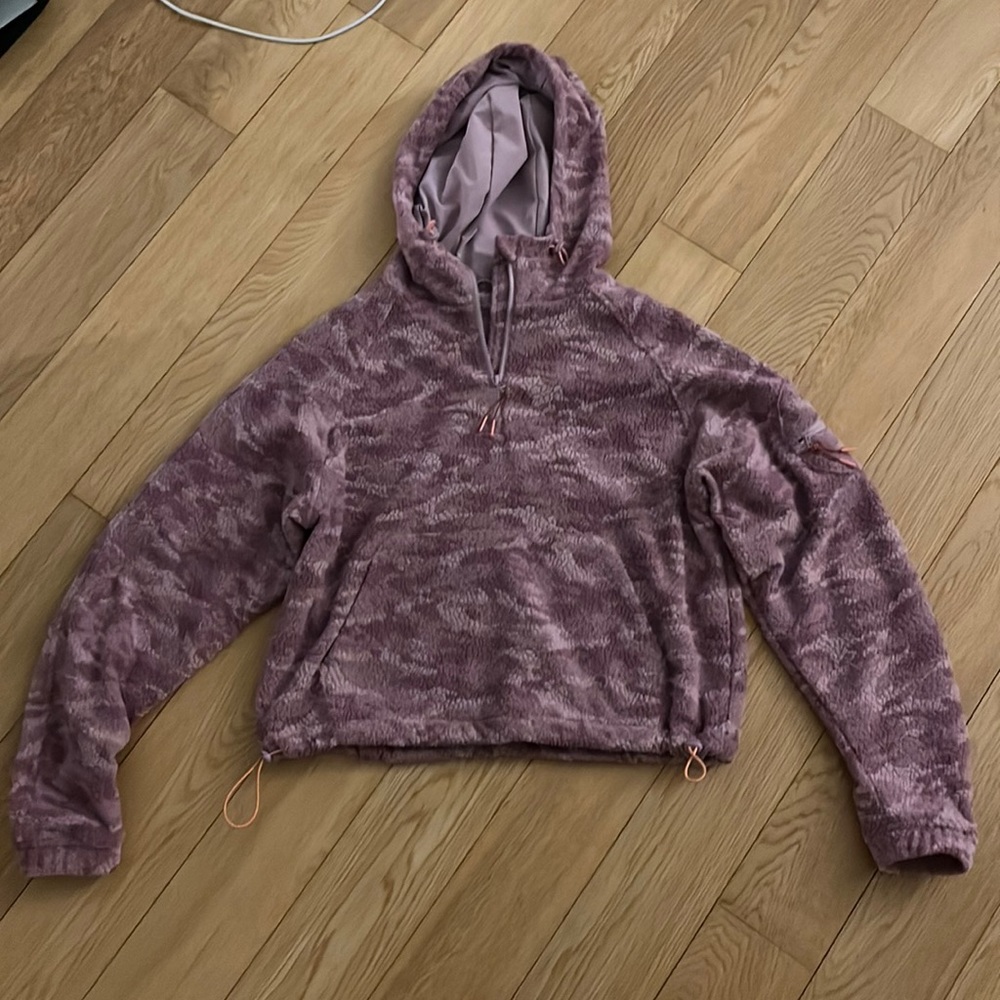 NWT Outdoor Voices Primofleece Pullover 1/4 Zip Hoodie - Provence Cloud (Size S)